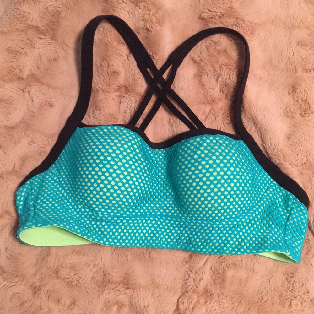 vs sports bra